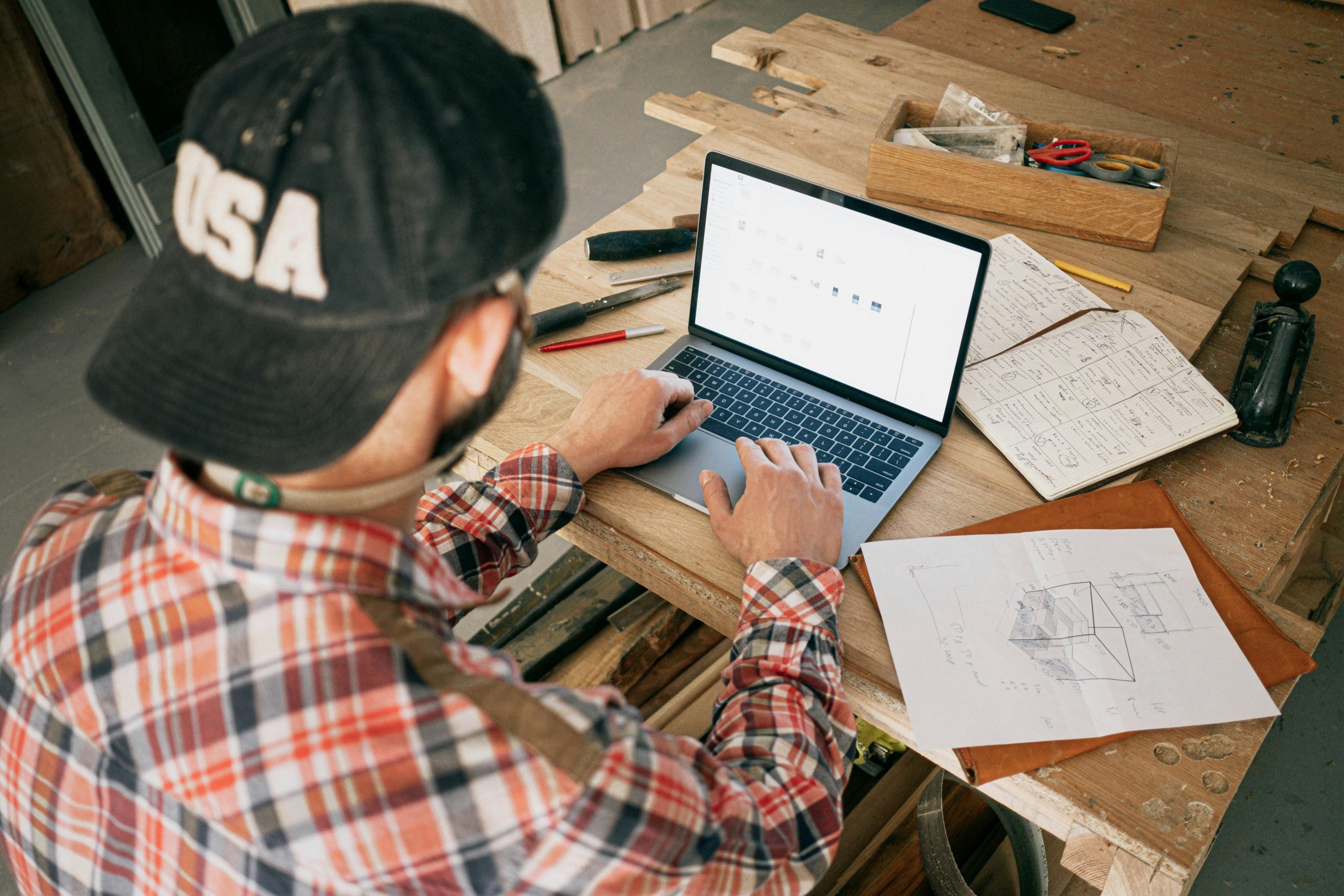 8 Strategies for Small Brands to Stand Out in a Crowded Market